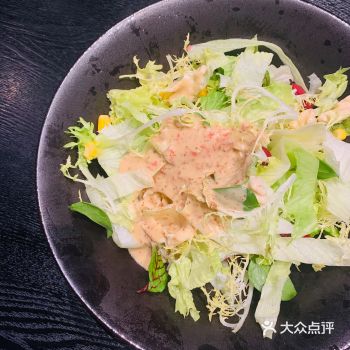 作为一个土生土长的广东人却很爱吃京菜～ 沙拉：一般的