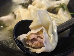 -真真鲜馄饨店(启蒙路店)