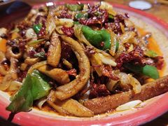 大盘肚-柴窝堡22号辣子鸡·传承新疆菜