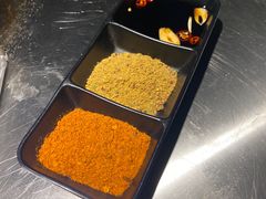 -冰冰龙虾·江湖菜·花园江景餐厅
