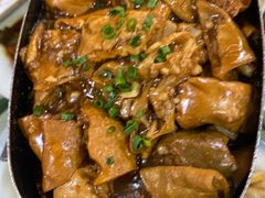 饭盒焖肥肠-渔娘渔家丹东海鲜(东直门店)