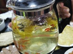 菊花茶-华强阁菊花宴自助火锅店
