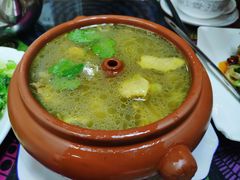 汽锅鸡-小厨子私房菜·云南美食店