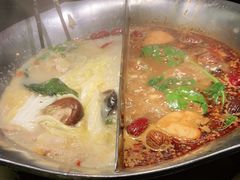 -湊湊火锅·茶憩(打浦桥日月光店)