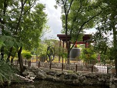 -龙华寺