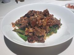 辣椒牛肉-炳胜私厨(万象前海店)