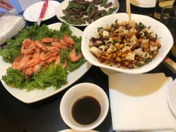 -鑫淼餐饮娱乐中心(江东街店)