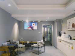 -OM瑜伽教练培训学院