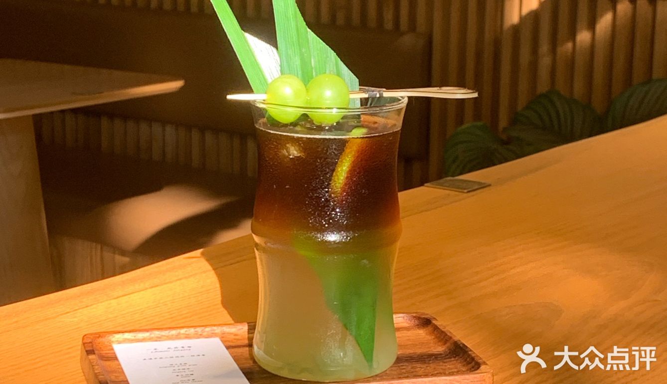 杭州的夏日咖啡已经美到next level🍃