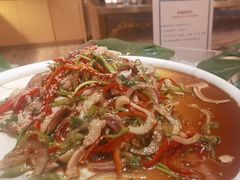 新疆椒麻鸡-北京王府井希尔顿酒店·万斯阁西餐厅