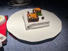 -弦月窗LUNETTE BY AMANDA(复兴路店)