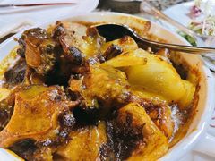 红酒煨牛尾-福龙葡国餐(百老汇店)