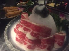 雪花牛肉-捞王猪肚鸡火锅(财富中心店)