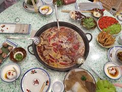 -鸿姐老火锅(疁城新天地店)