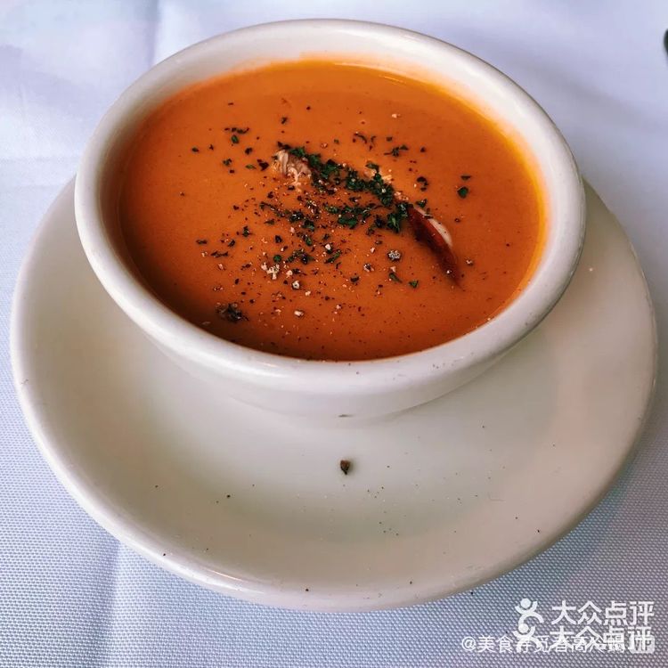 沪上老牌三大牛排馆之一的莫尔顿牛排