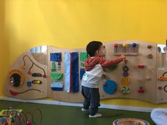 -乐融婴幼儿成长中心(四季青校区)