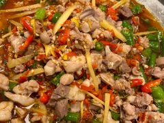 -兔行天下-鸿鹤鲜锅兔(中海国际店)