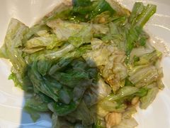 -阿瓦山寨·湘菜现炒·剁椒鱼头王(咸阳总店)
