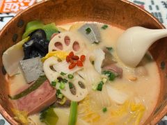 -成都你六姐·牛肉冒菜·麻辣香锅(长泰广场店)