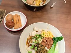 -顺溜·手工刀削面·黑金店(铜锣湾店)