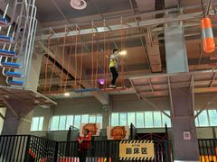 -嗨翻Hi-Fun竞技主题乐园·蹦床亲子生日轰趴(国光1937店)