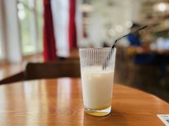 香蕉牛奶-雕刻时光咖啡馆(交大店)