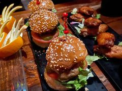 -MARU玛露音乐餐厅(大学路店)