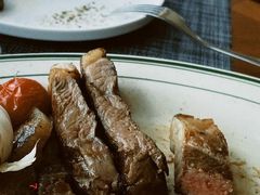 -MONICH牛排融合餐厅(和义大道购物中心店)