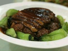 -李连贵熏肉美食酒楼(东市商贸店)