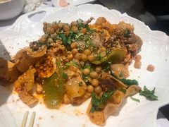 -成都你六姐·牛肉冒菜(城市集市合生汇店)
