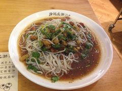 老乡拌粉-凤起龙游老面包子(凯德晶品店)