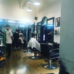 2楼-3AM HAIR SALON烫发染发接发