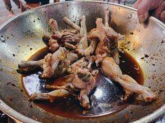 蛙蛙-金海椒罐罐鲢鱼(东方桂苑店)