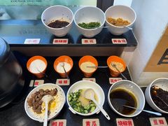 自助调料区-守柴炉烤鸭(鱼嘴店)