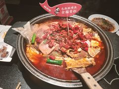 -辣尚瘾·烤鱼·新川菜(牡丹园直营店)