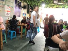 -越洋肖氏老米线(杨家坪店)