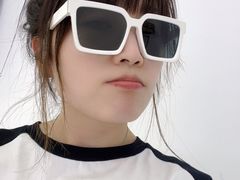 -J-Color眼镜·蔡司·依视路授权店(槐房万达广场店)