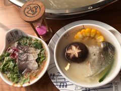 -红牌美蛙鱼头火锅(万辉国际广场店)
