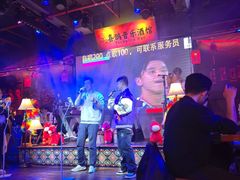 -喜鹊音乐酒馆(西街店)