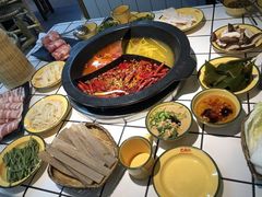 -巴卤社老火锅(财富店)