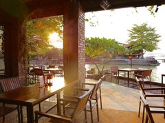 -喜洲吧·江畔老船厂·庭院餐厅(喜临院店)