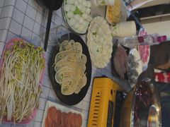 -玩坞轰趴馆·户外团建聚会主题生日派对馆(世豪广场店)