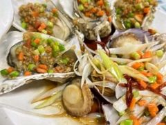 -老东镇啤酒屋海鲜加工·蒸汽海鲜·海鲜烧烤(台东店)