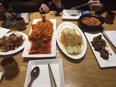 -峨嵋小镇·川菜(勒泰中心店)