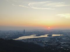 -紫金山山顶公园