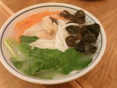土鸡汤捞米线-云海肴·汽锅鸡·云南菜(东坝金隅店)