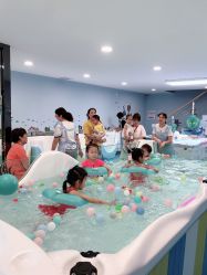 -香港3861婴幼儿游泳馆(东海商务中心店)