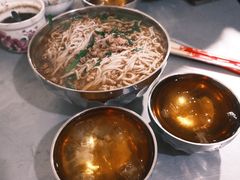 -正宗杨记普洱酸醋米线(总店)