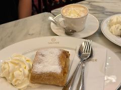 -Cafe Sacher(WIEN)