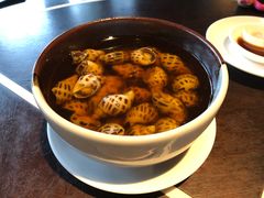 古越陈酿煮花螺-杭州西子湖四季酒店·金沙厅